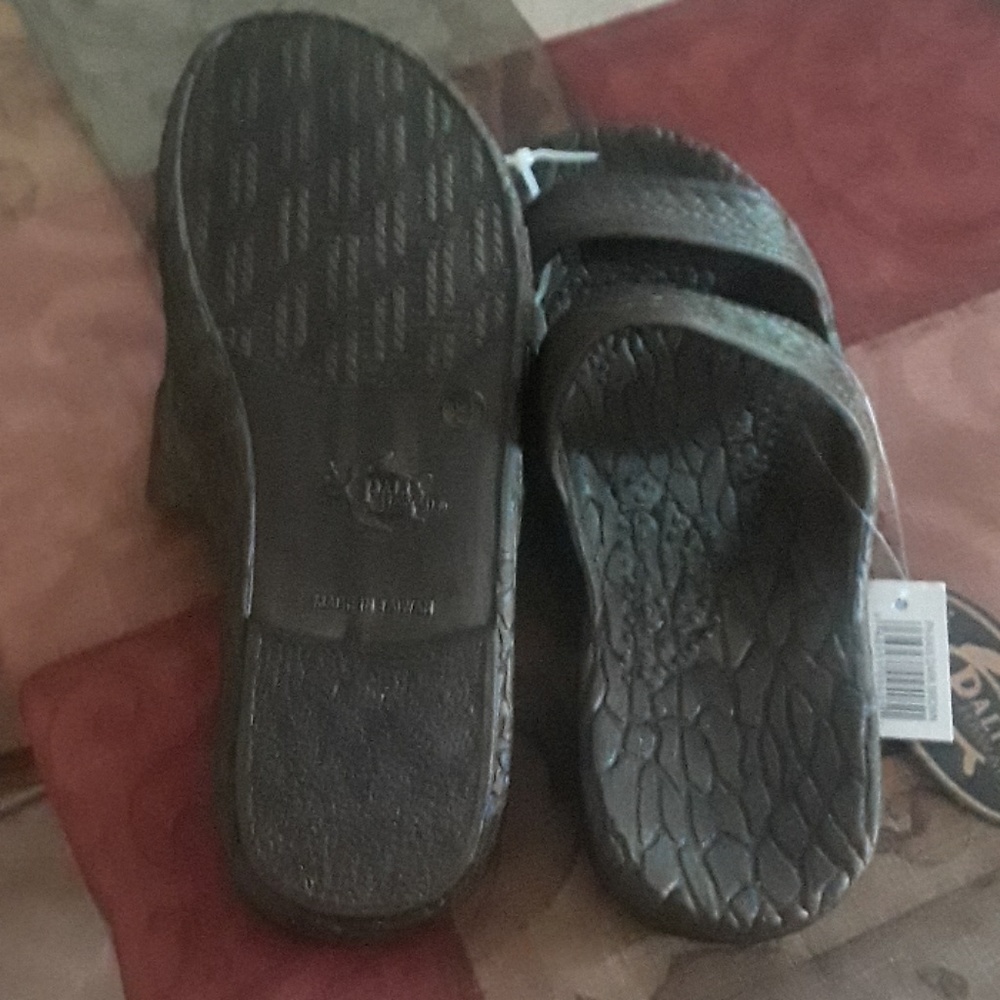 Jesus sandles